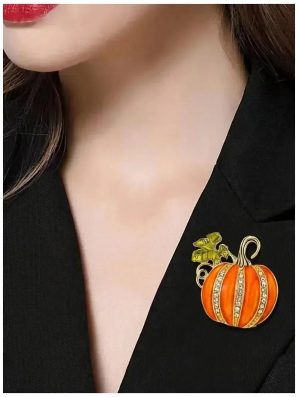 NWT Gold Orange Enamel Crystal Rhinestone Pumpkin Brooch Pin Fall Halloween
